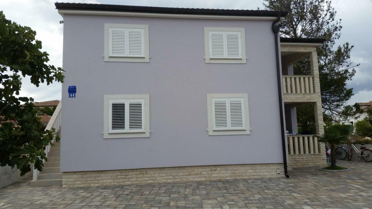 Lavanda Centar Vir Dış mekan fotoğraf